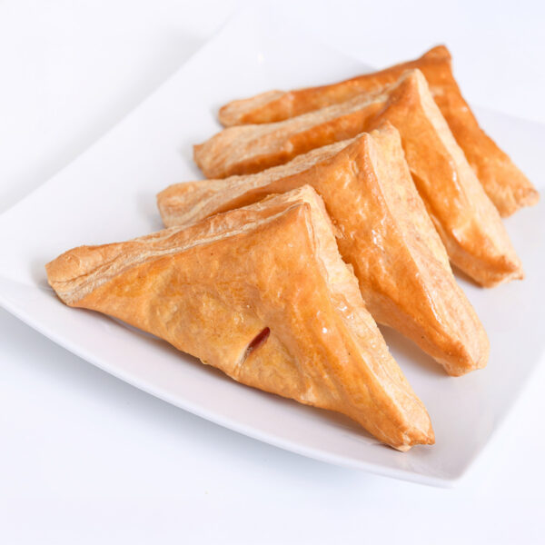 Guava and Cheese Pastry - Ricas Way - 40 un. x 3.5 oz. - Image 2