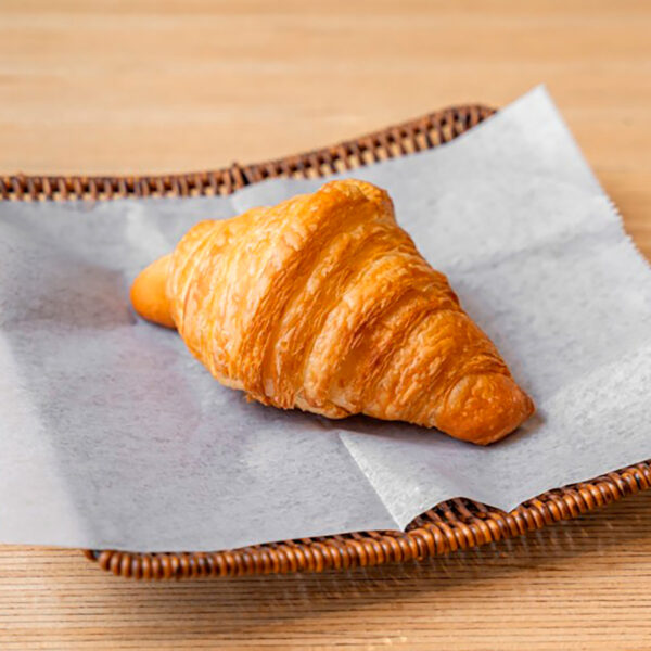 Pre-cooked Croissants - La Mantequeria - 36 x 5.30 oz. - Image 2